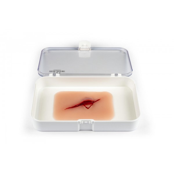 Wound Moulage "Cut with Glass Fragment" – Προσομοίωση Κοπής με Θραύσμα Γυαλιού